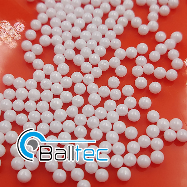 氧化鋯陶瓷球與氮化矽球的比較